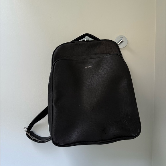 Matt And Nat Handbags - Elegant Black Women's Backpack